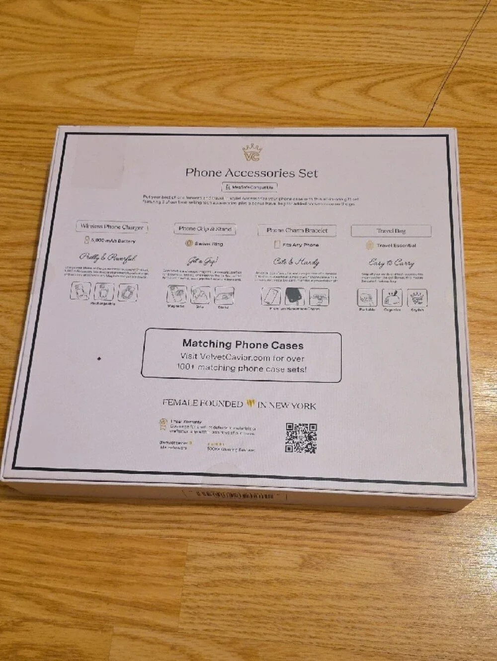 Velvet Caviar Beige & White Check Phone Accessories Set